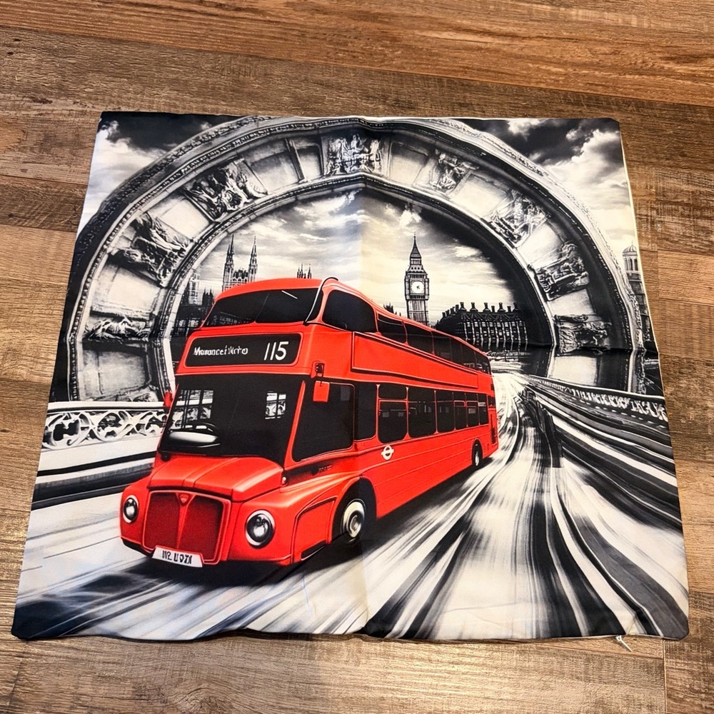 ✈️ B100-L London themed cushion cover